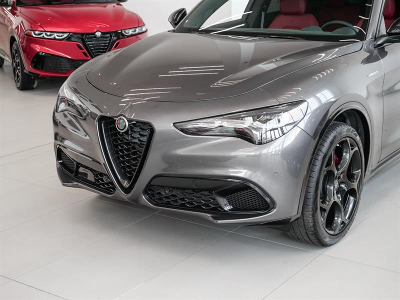 alfa romeo Stelvio 2025 - 8