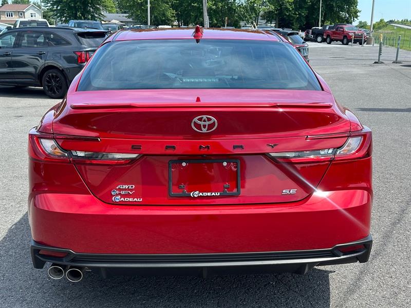 toyota Camry 2025 - 8