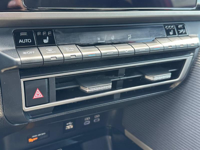toyota Camry 2025 - 23