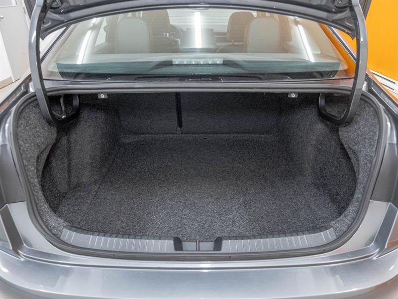 volkswagen Jetta 2025 - 28