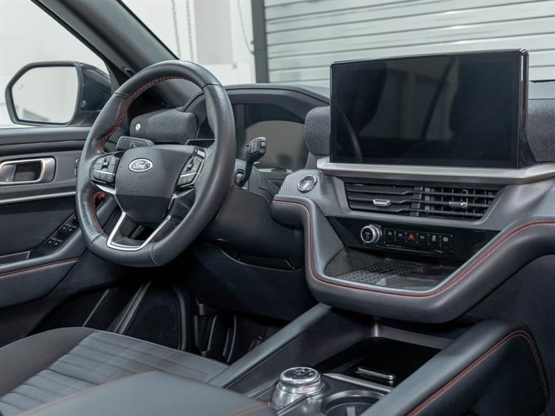 ford Explorer 2025 - 27