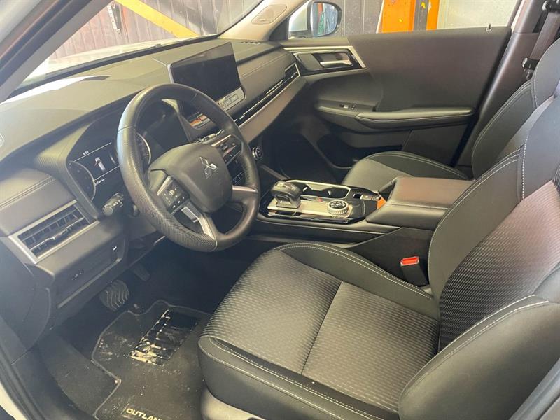 mitsubishi Outlander 2025 - 4