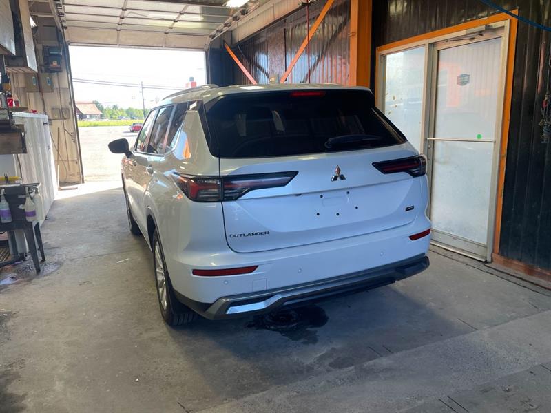 mitsubishi Outlander 2025 - 6
