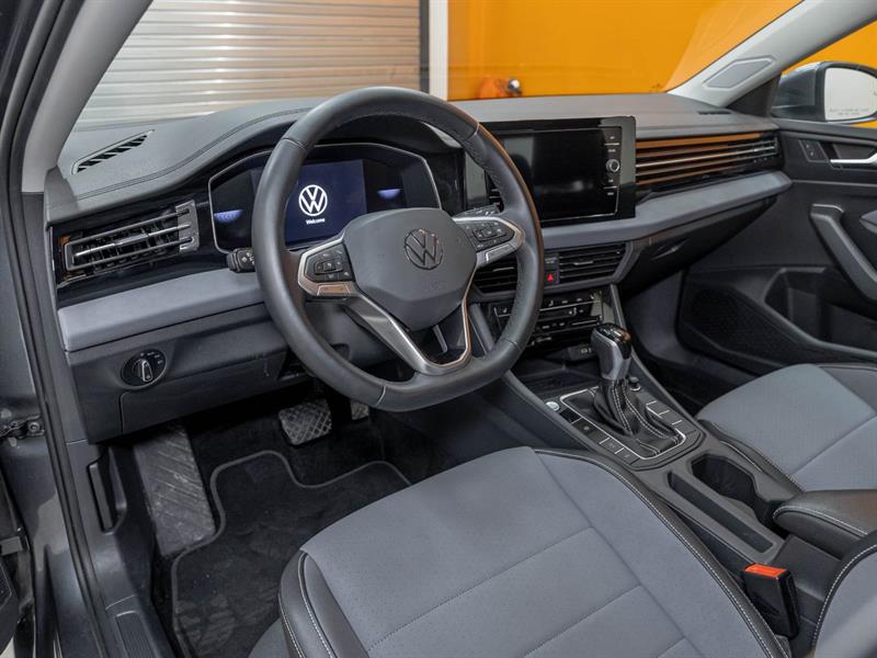 volkswagen Jetta 2025 - 2
