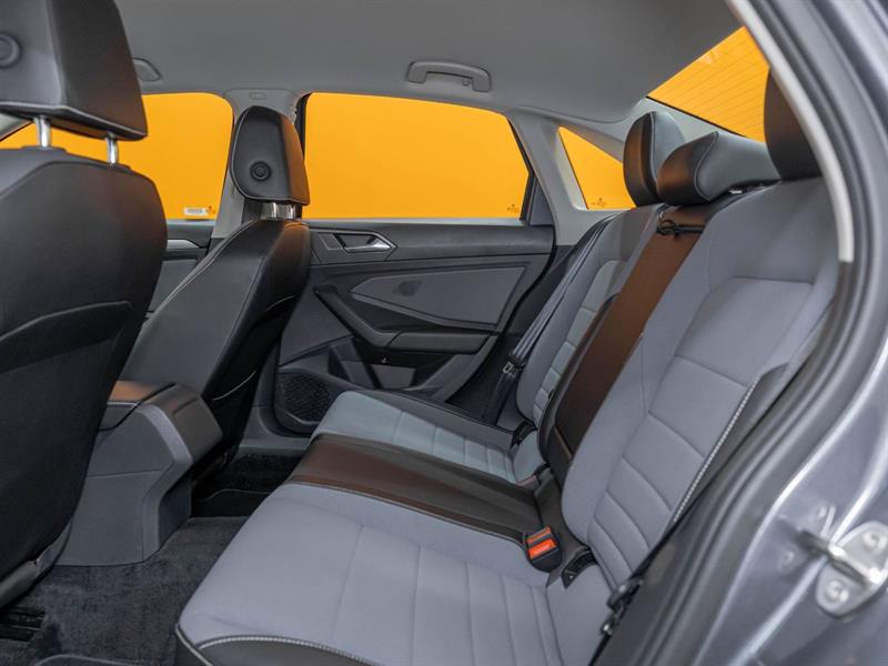 volkswagen Jetta 2025 - 27