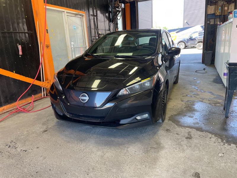 nissan LEAF 2023