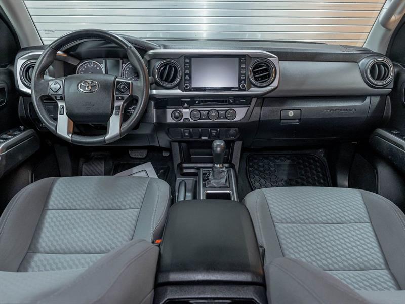 toyota Tacoma 2022 - 11