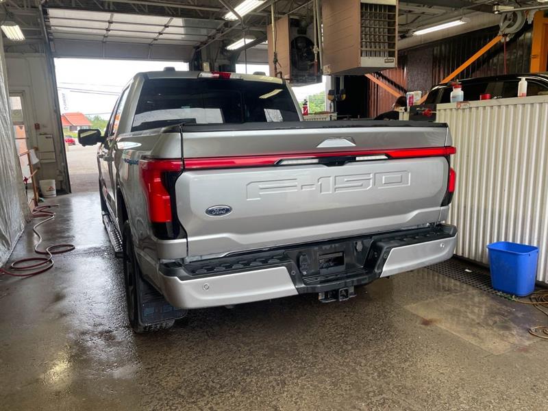ford F-150 Lightning 2023 - 6