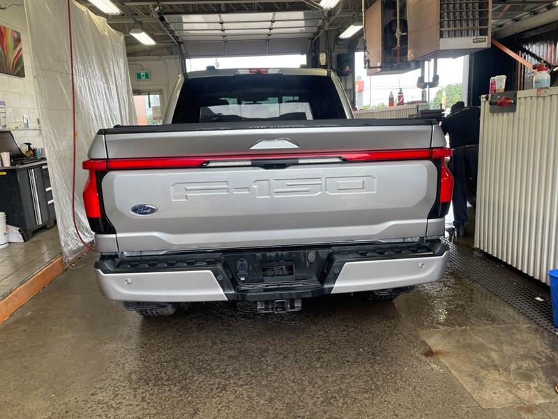 ford F-150 Lightning 2023 - 8