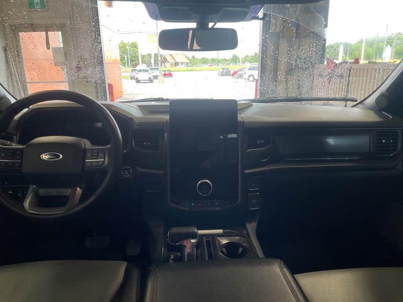 ford F-150 Lightning 2023 - 12