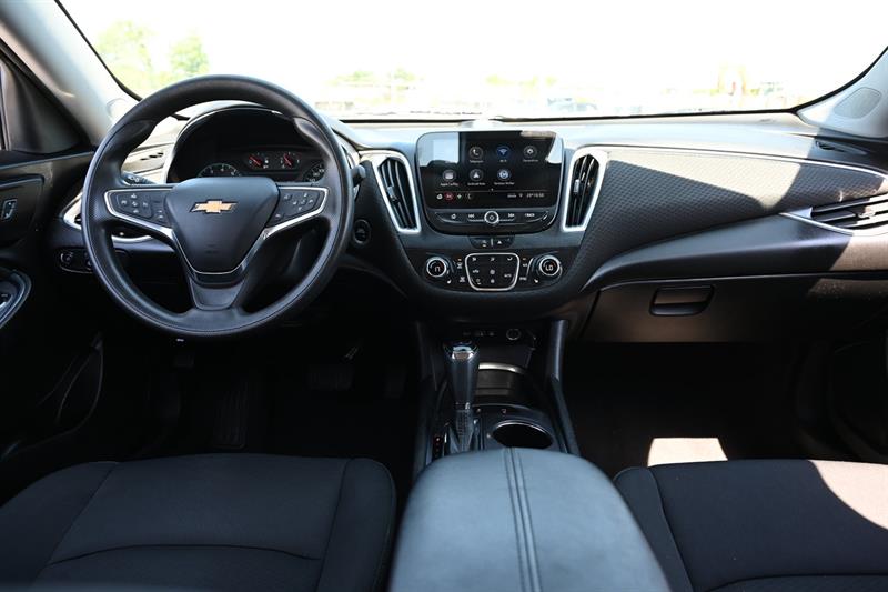 chevrolet Malibu 2020 - 25