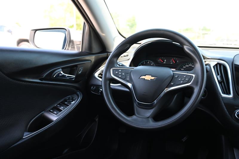 chevrolet Malibu 2020 - 26