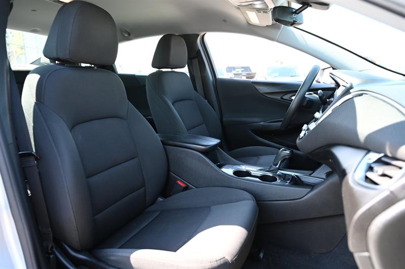 chevrolet Malibu 2020 - 29