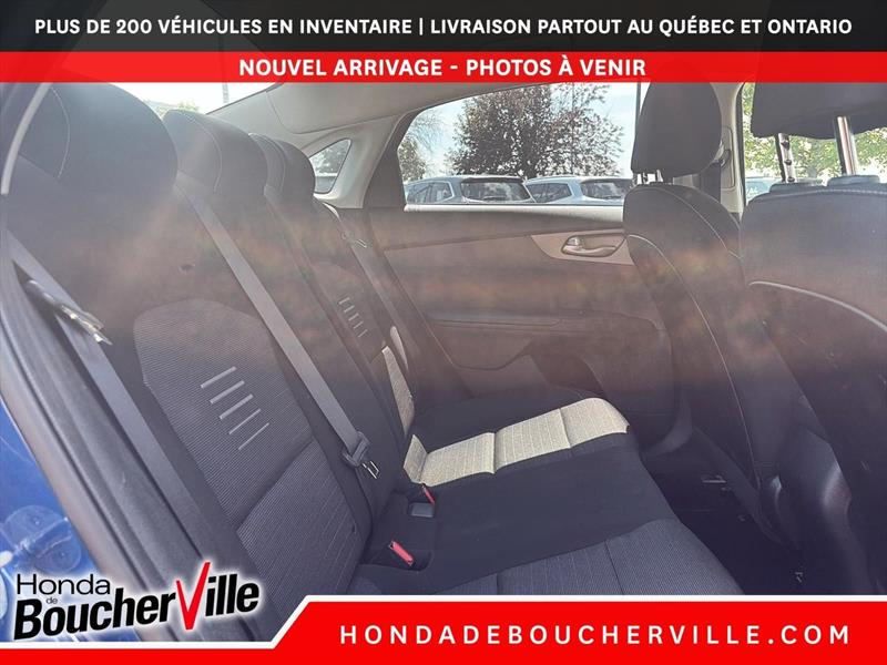 kia Forte 2019 - 17