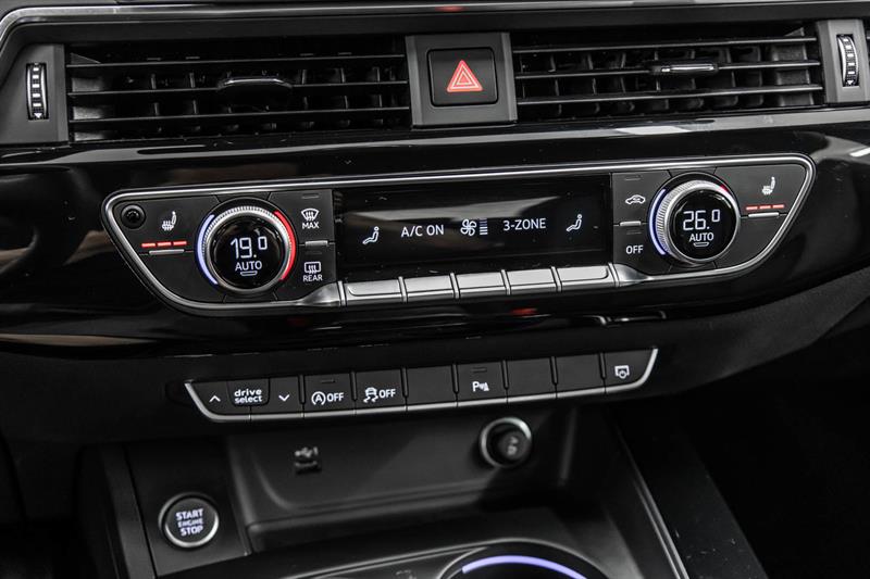 audi A4 Sedan 2023 - 25