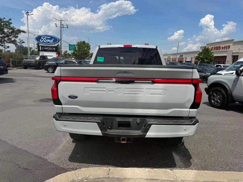 ford F-150 Lightning 2023 - 13