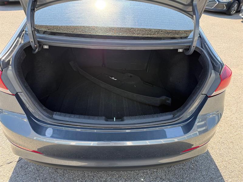 hyundai Elantra 2017 - 24