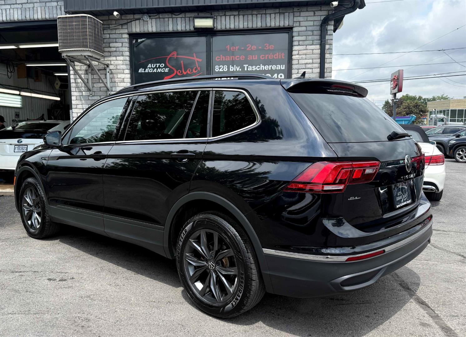 volkswagen Tiguan 2022 - 13