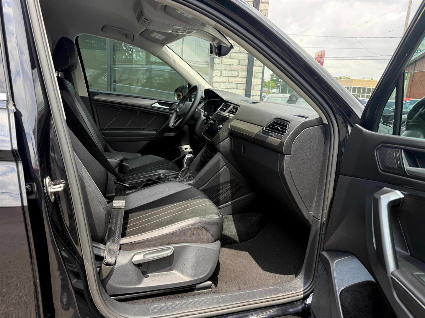volkswagen Tiguan 2022 - 22