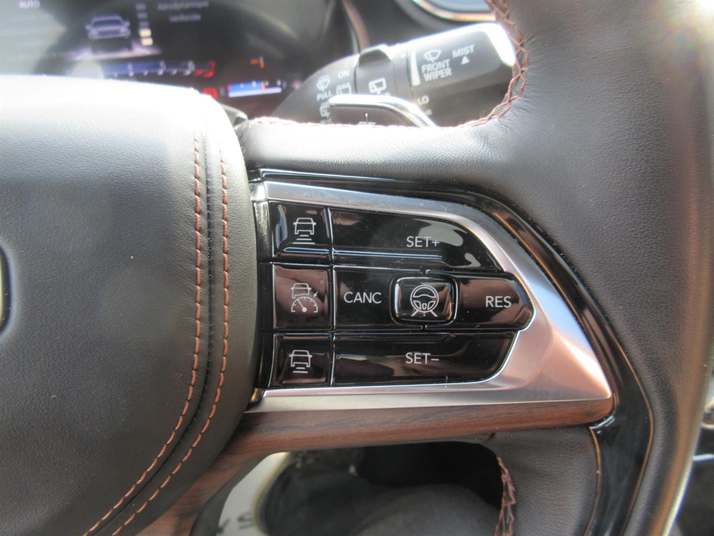 jeep Grand Cherokee L 2022 - 31