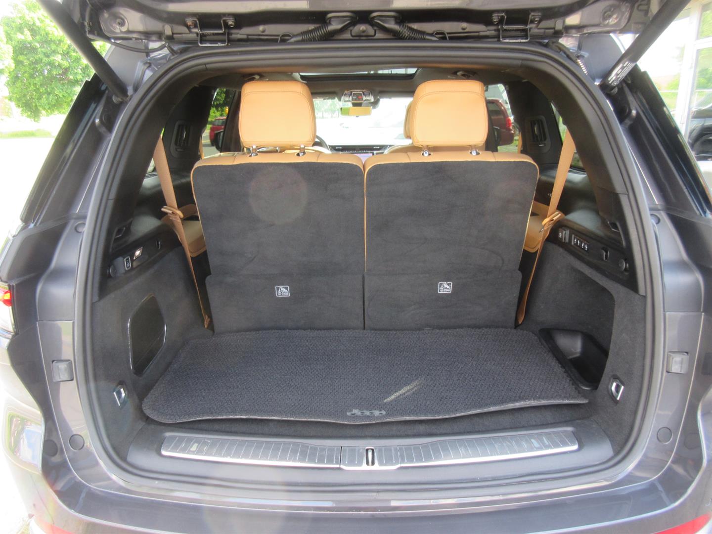 jeep Grand Cherokee L 2022 - 24