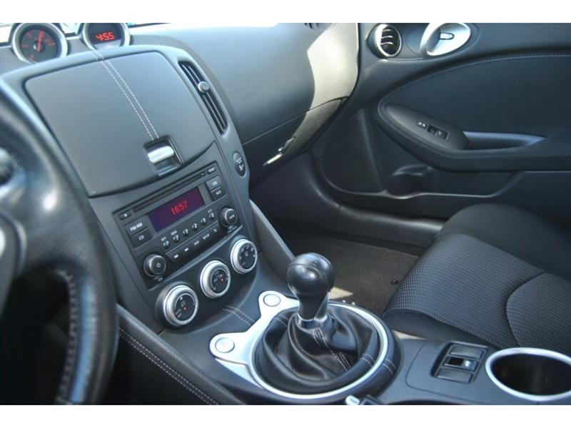 nissan 370Z 2018 - 14