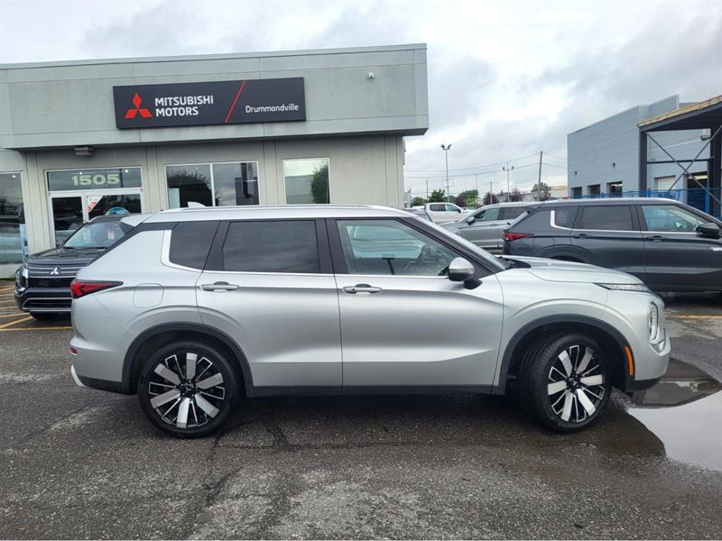 mitsubishi Outlander 2023 - 2