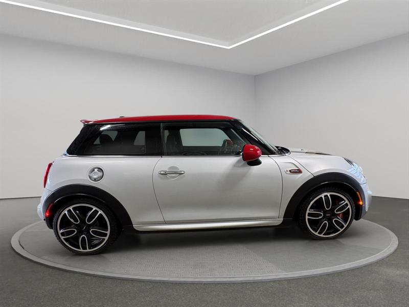 mini Hatchback 2019 - 6