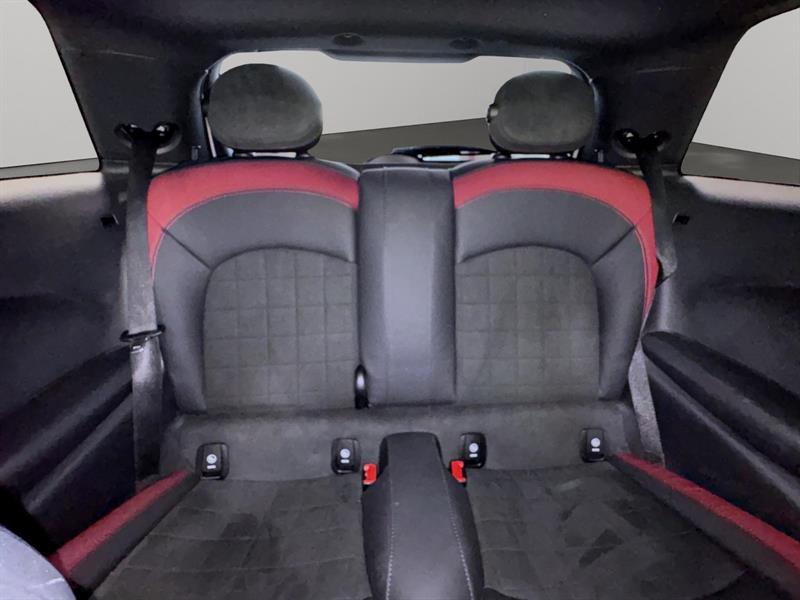 mini Hatchback 2019 - 10