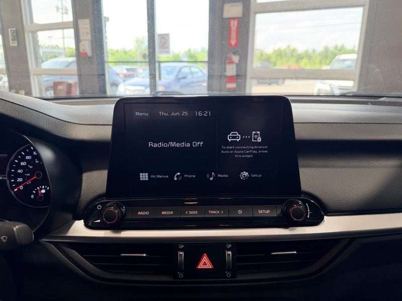 kia Forte 2023 - 21
