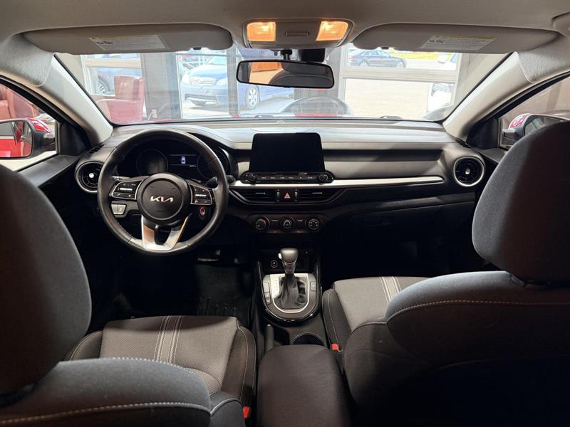 kia Forte 2023 - 26