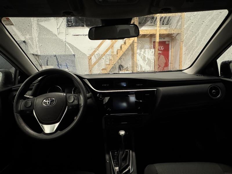 toyota Corolla 2017 - 12