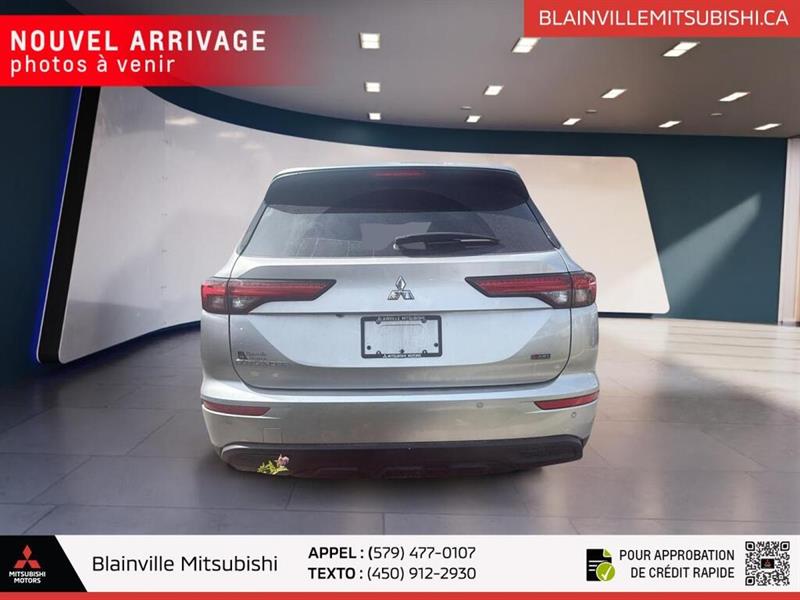 mitsubishi Outlander 2024 - 9