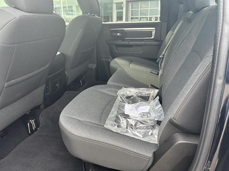 ram 1500 Classic 2021 - 12
