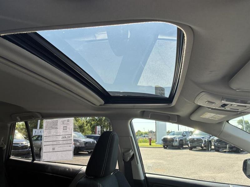 toyota RAV4 2018 - 11