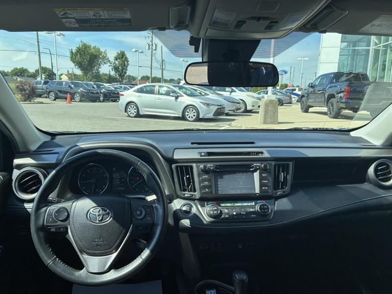 toyota RAV4 2018 - 16
