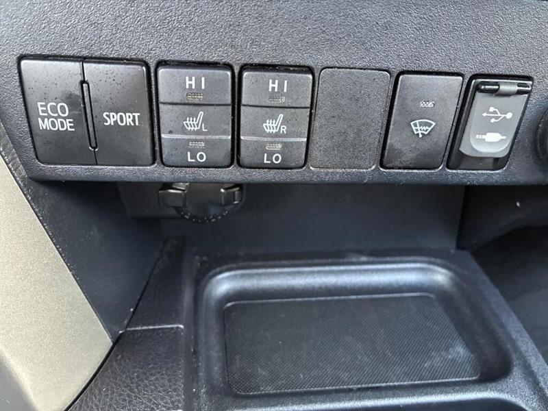 toyota RAV4 2018 - 29