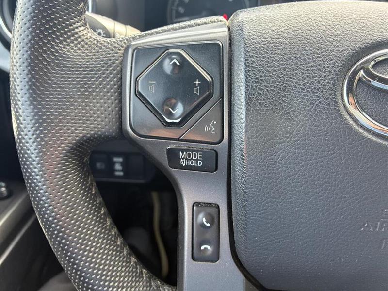 toyota Tacoma 2020 - 11