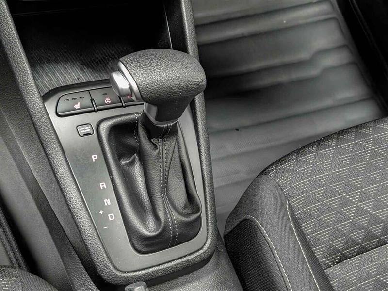 kia Rio 5-door 2023 - 21