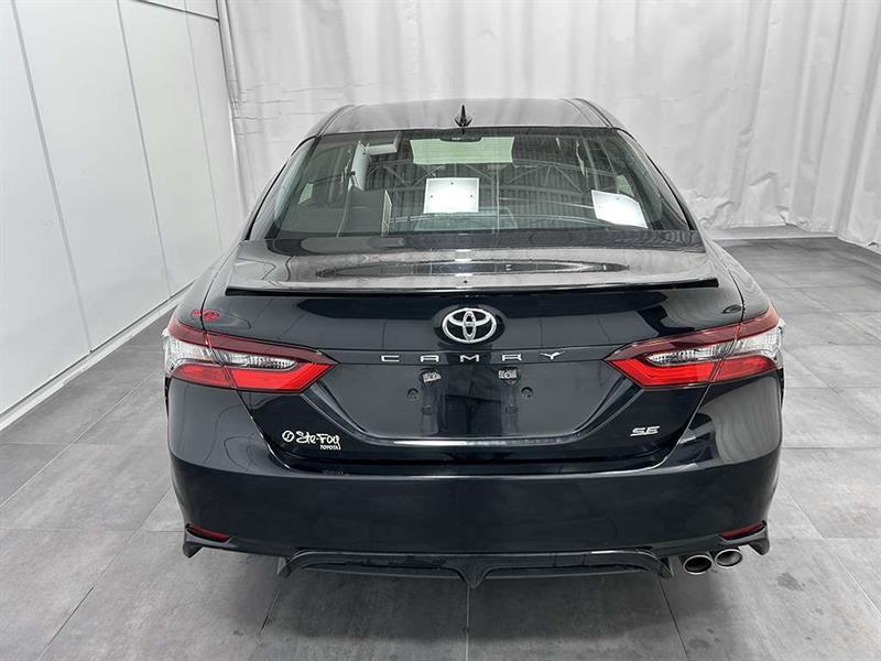 toyota Camry 2022 - 6