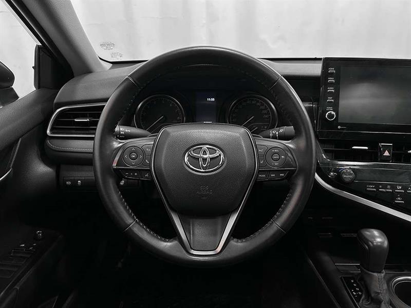 toyota Camry 2022 - 13