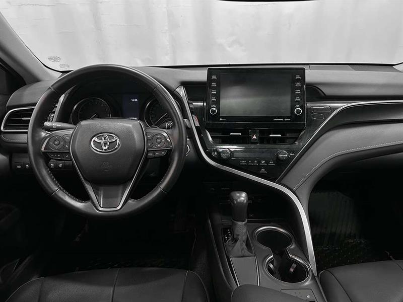 toyota Camry 2022 - 21