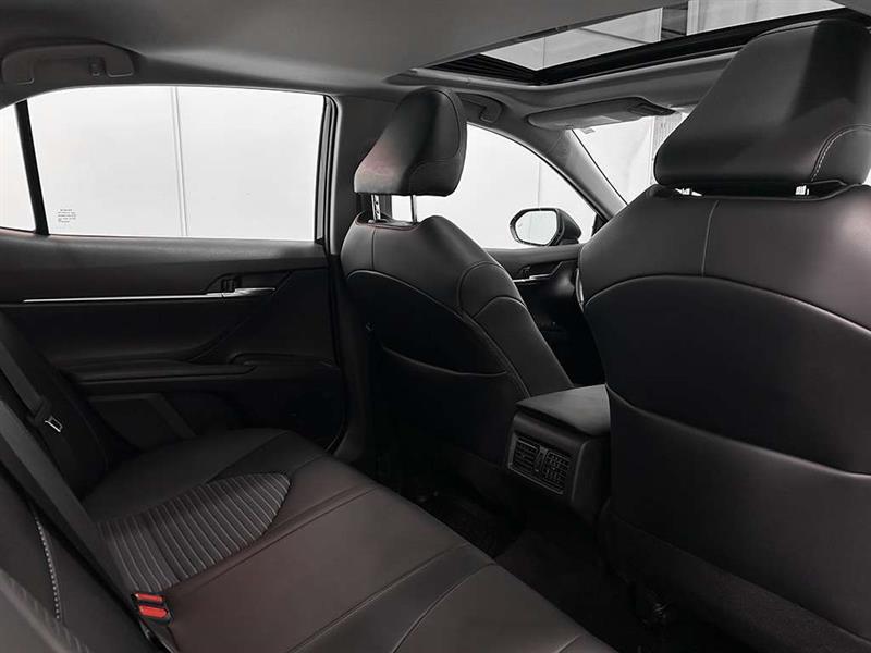 toyota Camry 2022 - 22