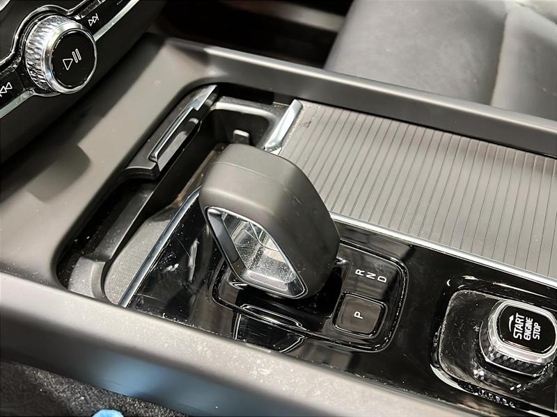 volvo XC60 2024 - 16