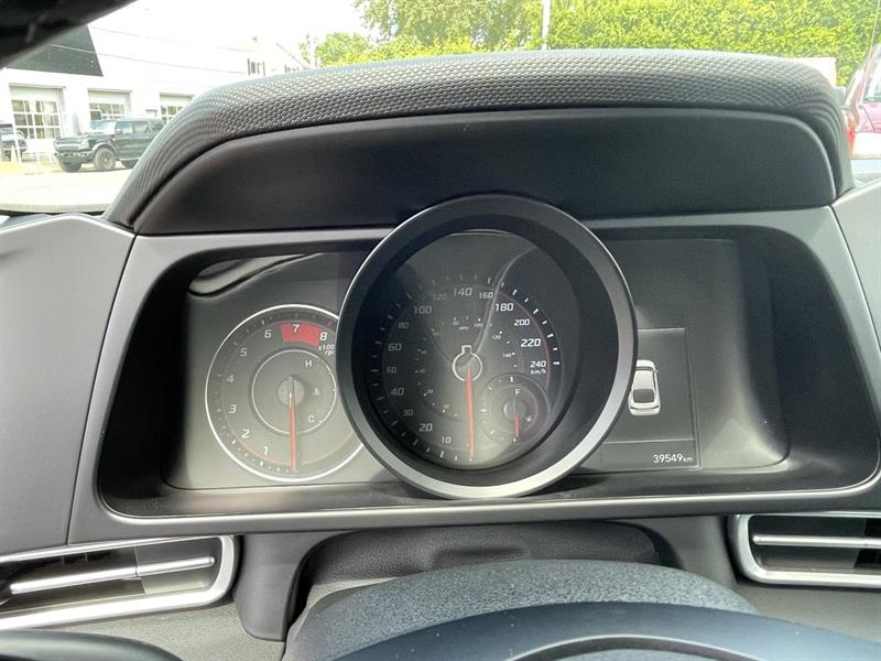 hyundai Elantra 2022 - 13