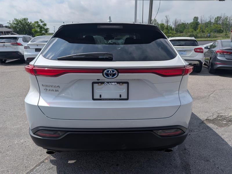 toyota Venza 2023 - 8
