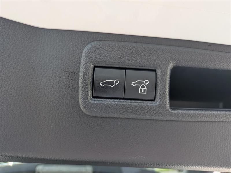 toyota Venza 2023 - 17
