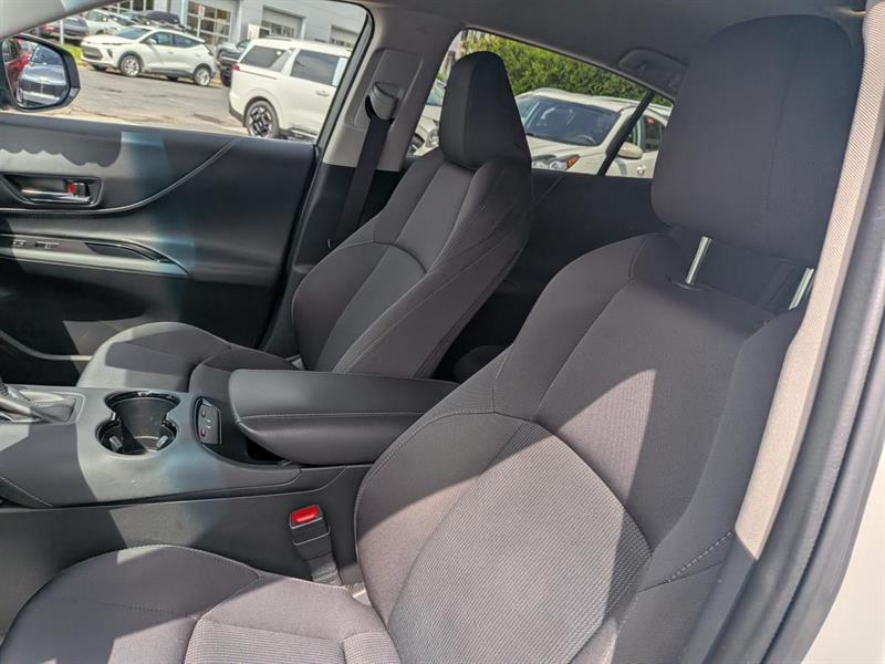 toyota Venza 2023 - 19
