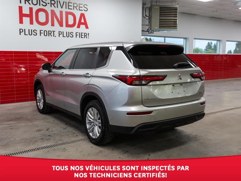 mitsubishi Outlander 2022 - 10