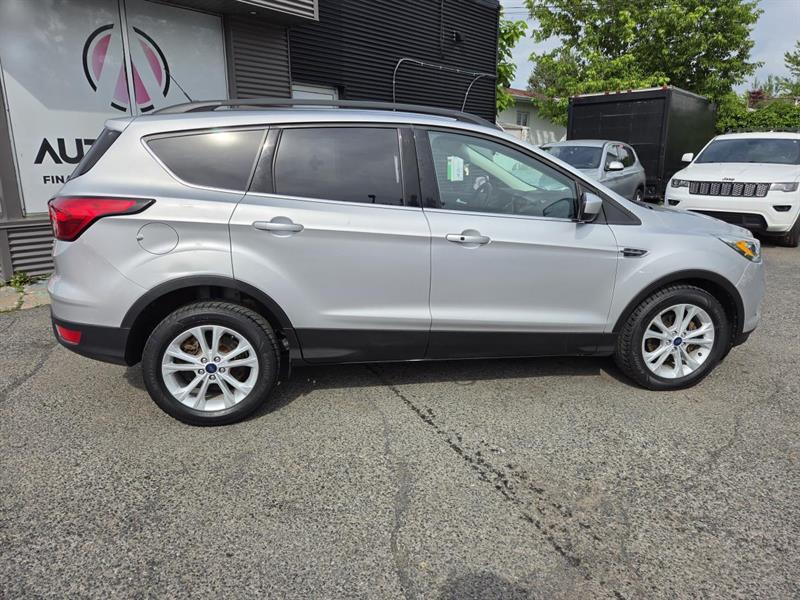 ford Escape 2019 - 9